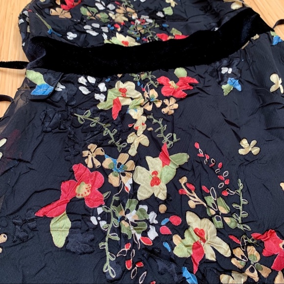 Girls Beautiful Asian Inspired Dress, 10. - Picture 3 of 6